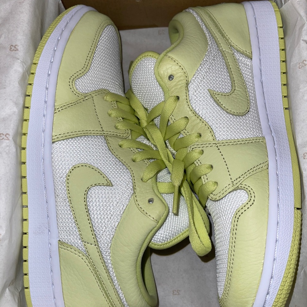 Jordan 1s Lime Light